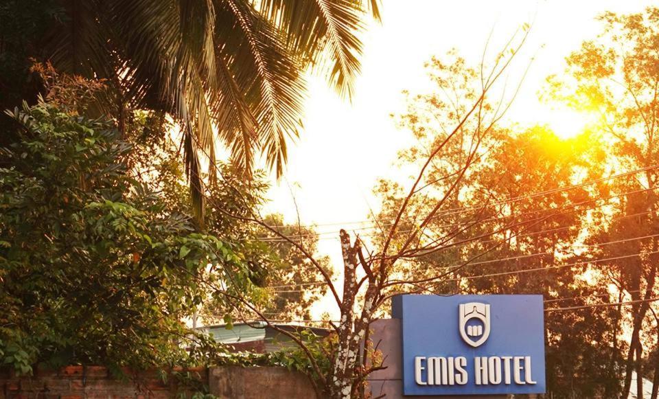 Emis Hotel 두옹 동 외부 사진