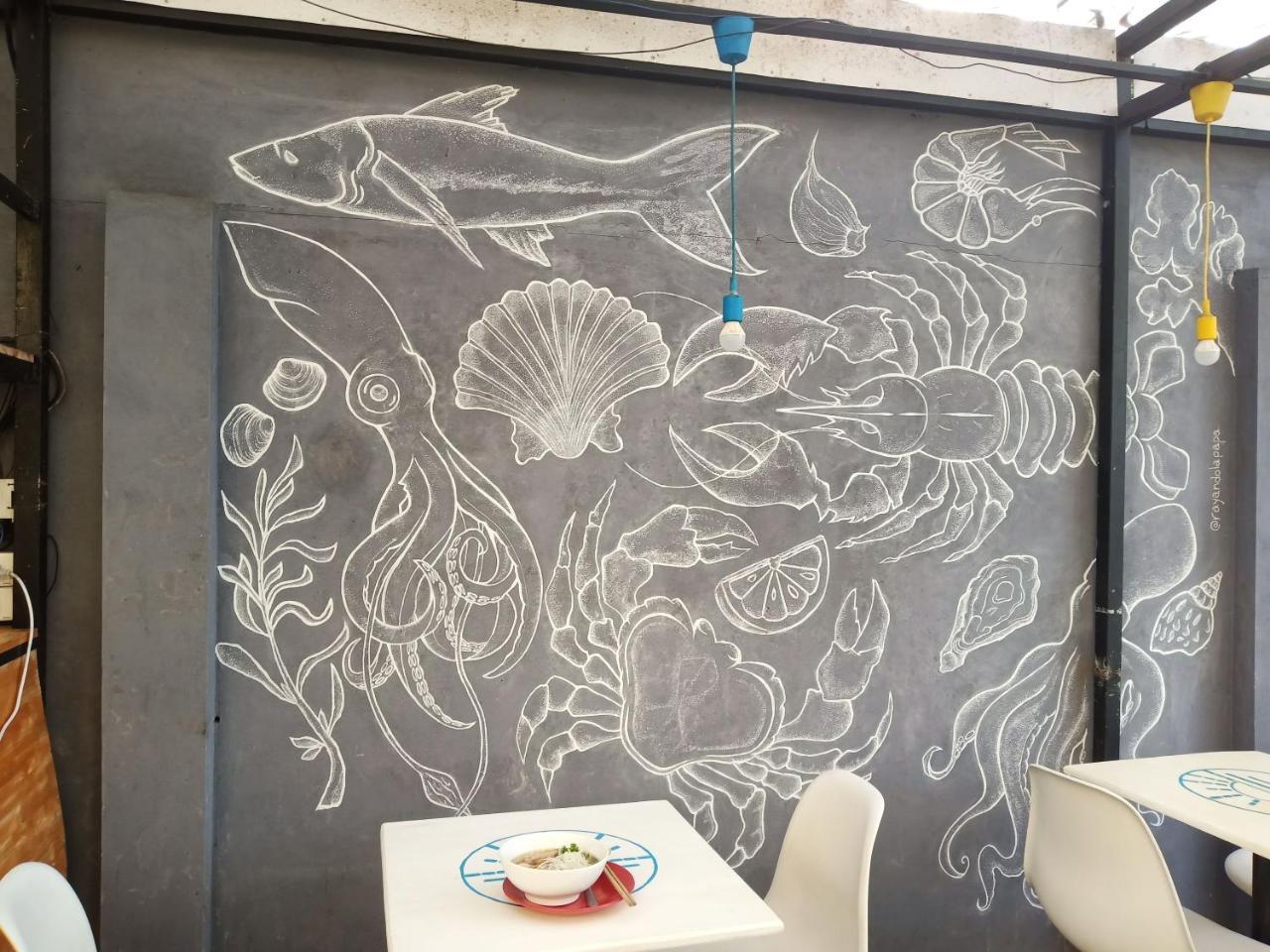 Emis Hotel 두옹 동 외부 사진